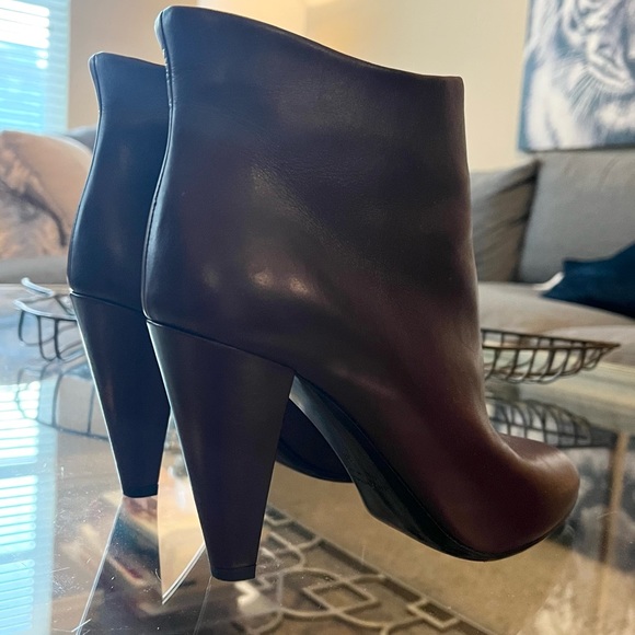Jill Stuart made in Italy booties size 7.5 merlot - Picture 3 of 7